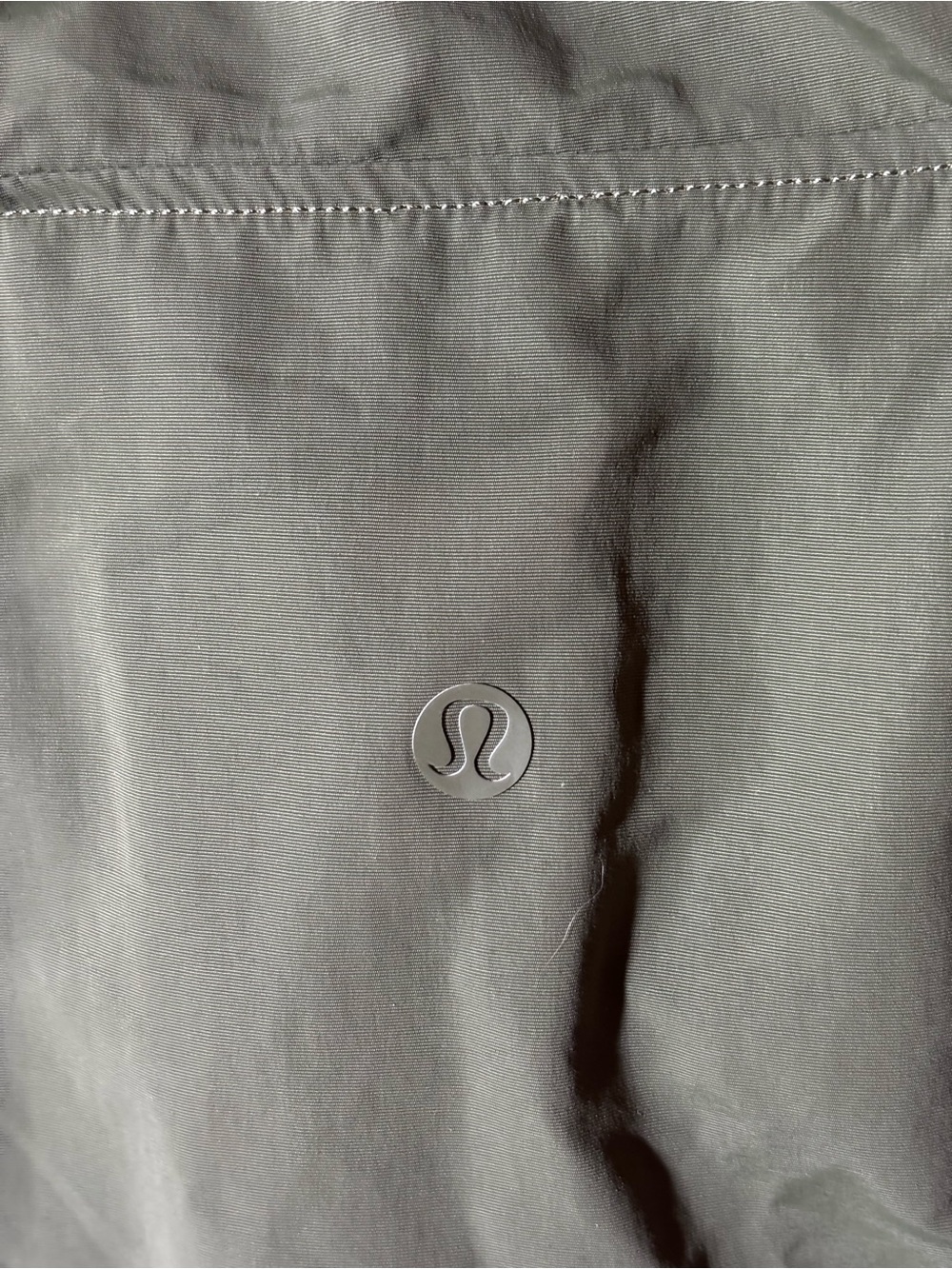 Olive Green Lululemon Women’s Lightweight Zip Front Jacket - Picture 5 of 8
